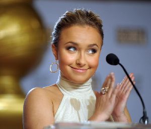 Sexy Hayden Panettiere pictures while announcing the 2008 Golden Globe Awards nominations