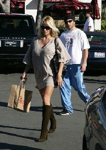 Pamela Anderson and Rick Salomon pictures