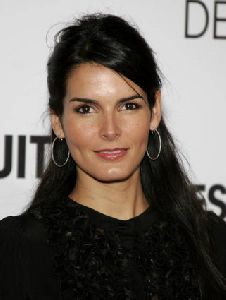 Angie Harmon : Angie Harmon-The Pursuit of Happyness World Premiere in Los Angeles2