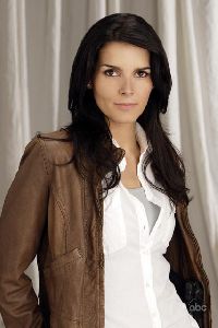 Angie Harmon : Angie Harmon6