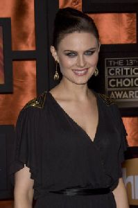 Emily Deschanel : Emily Deschanel - 13th Annual Critics Choice Awards