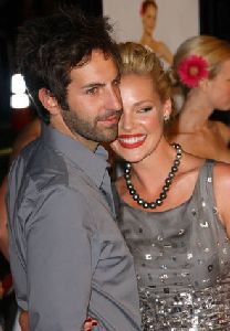 Katherine Heigl and Josh Kelley at the 27 Dresses World Premiere