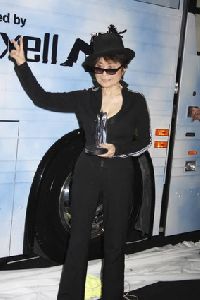 Yoko Ono : Yoko Ono- John Lennon Education Bus Dedication at the 2008 Consumer Electronics Show8