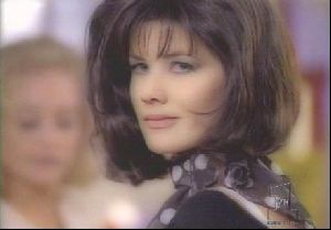 daphne zuniga : 11