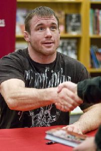 Matt Hughes : Matt Hughes-Matt Hughes Signing  Made in America The Most Dominant Champion in UFC14