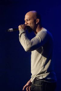 Common : Common- Common and Office Perform For The  Dare to Dream  Effort