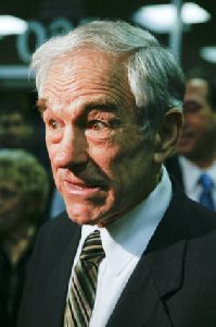 Ron Paul : Ron Paul- Ron Paul Visits Peter Piper Pizza5