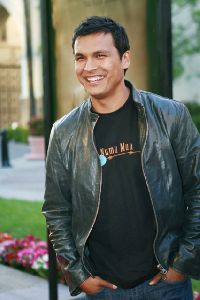 Adam Beach : 106334