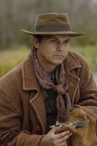 Adam Beach : 166434