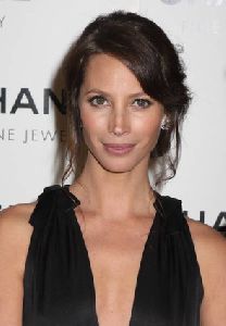 Christy Turlington : Christy Turlington- Chanel Fine Jewelry - Night of Diamonds6