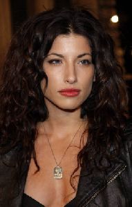 Tania Raymonde : Tania Raymonde-  Cloverfield  - Los Angeles Premiere1