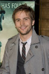 Michael Stahl : Michael Stahl-David-  Cloverfield  - Los Angeles Premiere3