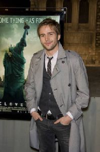 Michael Stahl : Michael Stahl-David-  Cloverfield  - Los Angeles Premiere4