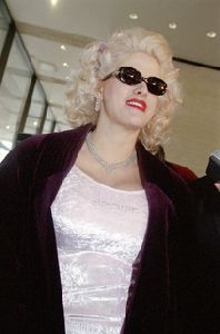 Anna Nicole Smith : 82581 2