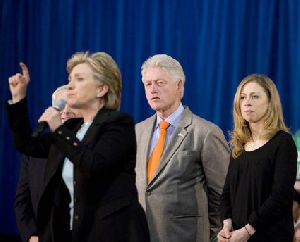 Hillary Clinton : Hillary Clinton Rally At Greenspun Middle School In Henderson, Nevada7