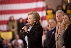 Hillary Clinton : Hillary Clinton Rally At Greenspun Middle School In Henderson, Nevada22