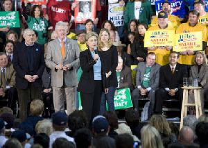 Hillary Clinton : Hillary Clinton Rally At Greenspun Middle School In Henderson, Nevada20