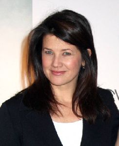 Daphne Zuniga : Daphne Zuniga- Macys And The CW Casting Call For  One Tree Hill 1