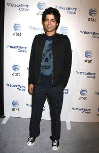 Adrian Grenier : 112503