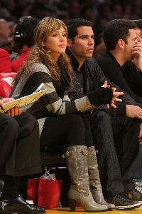 Jessica Alba at the Lakers vs Warriors game on December 7th 2007