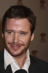 Kevin Connolly Hawaiian Tropic Zone Heats Up Las Vegas Strip