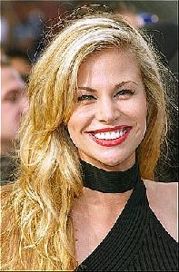 Brooke Burns : brooke burns5