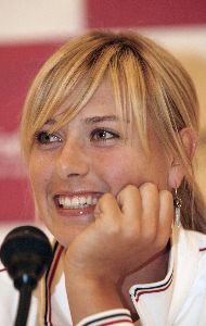 Maria Sharapova : 22849 mas 053 122 701lo