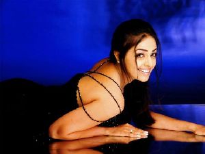 Richa Pallod : 2