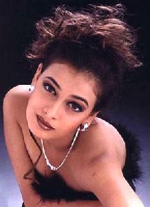 Diya Mirza : Diya04