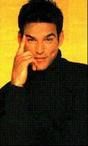 eddie cibrian : 22