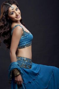 Mallika Kapoor : 6