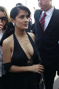 Salma Hayek : hayeksalma1017du8