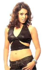 Isha Koppikar : 13