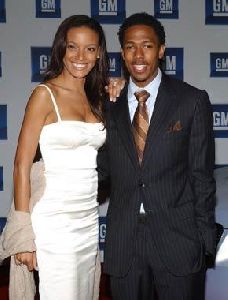 Nick Cannon : nick-cannon-selita-ebanks 290x380