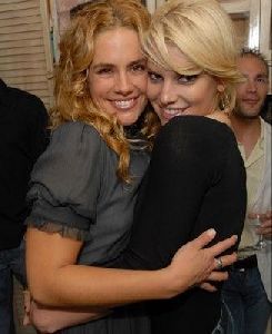 CaCee Cobb and Jessica Simpson