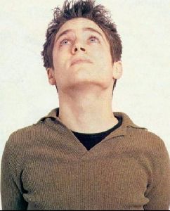 elijah wood looking up