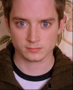 elijah wood blue eyes