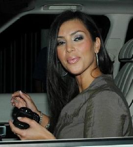 Kim Kardashian At The Gas Station in Los Angeles on January 9th 2008