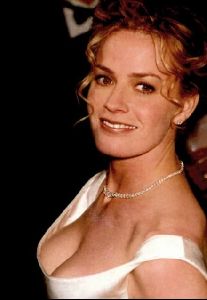 elisabeth shue : 42