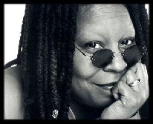 Whoopi Goldberg : whoopi-goldberg 400x323