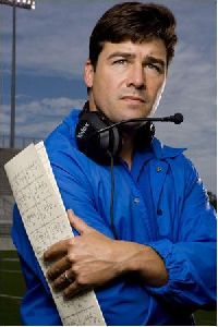 Kyle Chandler : kyle-chandler-photo 300x450