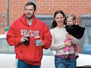 Ben Affleck with Jennifer Garner and their baby daughter Violet playing at the park