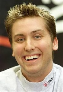 Lance Bass : lance-bass-photo 298x435