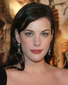 Liv Tyler : a-liv-tyler-photo 400x500