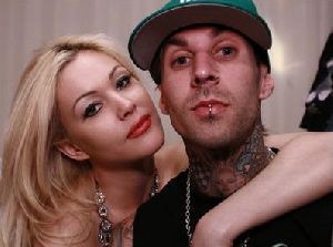 Shanna Moakler : shanna-moakler-and-travis-barker 397x296