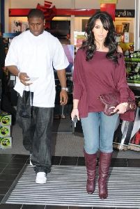 Kim Kardashian and Reggie Bush Christmas shopping in Los Angeles on December 26th 2007