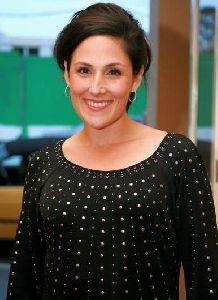 Ricki Lake : ricki-lake-pic 386x530