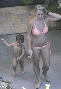 Sean Preston Federline : britney-spears-naked-sean-p 289x423