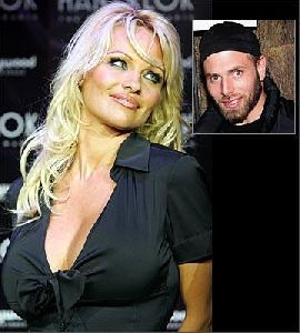 Rick Salomon : a-pregnant-pamela-anderson 360x400