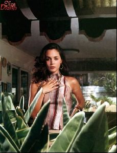 eliza dushku : 41